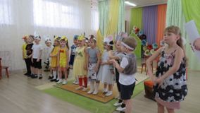 группа "Звездочки" , спектакль "Все могут быть друзьями" (11.04.2019г.)