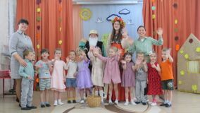 Осеннее развлечение в группе "Солнечные зайчики" (27.10.2025)
