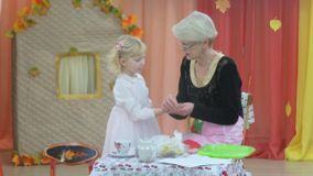 Семья Вересовых (Юля и Людмила Михайловна)