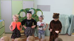 группа "Радужка", спектакль "Яблоко" (10.04.2019г.)